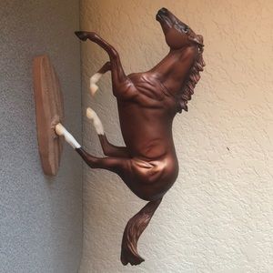 Breyer Secretariat Racing Horse